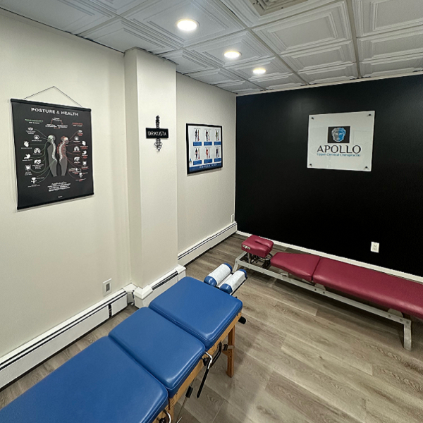 Massapequa chiropractor office